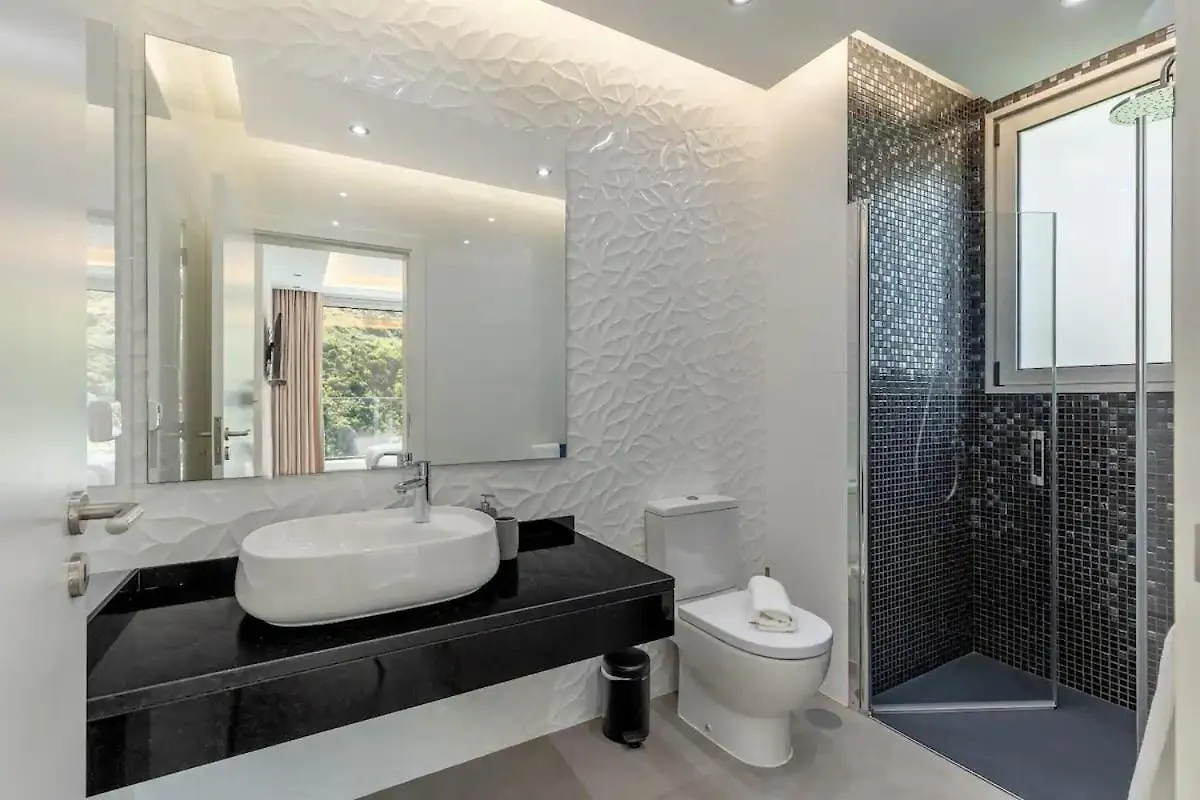 Villa Althea By Ymr Calheta   Calheta (Madeira)