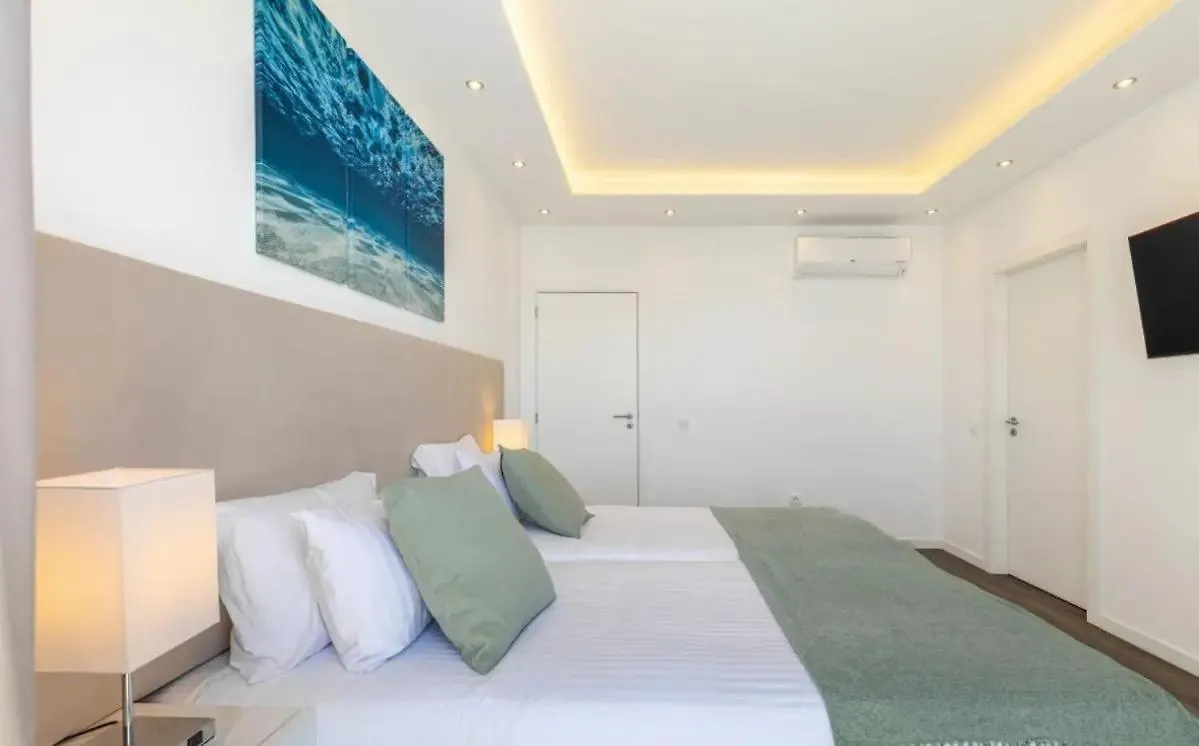 Villa Althea By Ymr Calheta  0*, Calheta (Madeira)